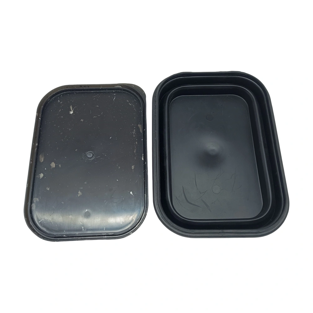 Bandeija De Silicone Com Tampa Preta